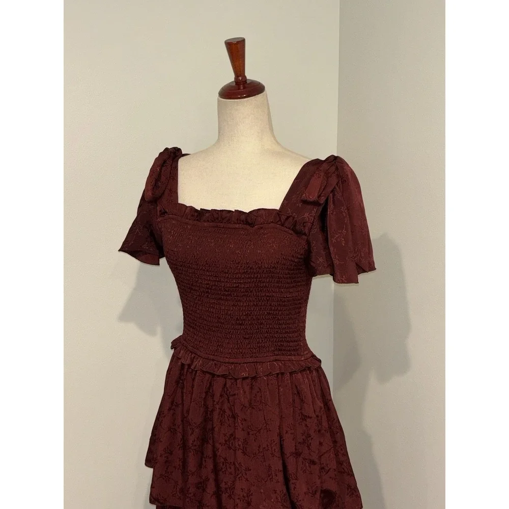 Ivy City Co Alana Tiered Smocked Burgundy Wine Size Medium Cottagecore Maxi - Picture 3 of 10